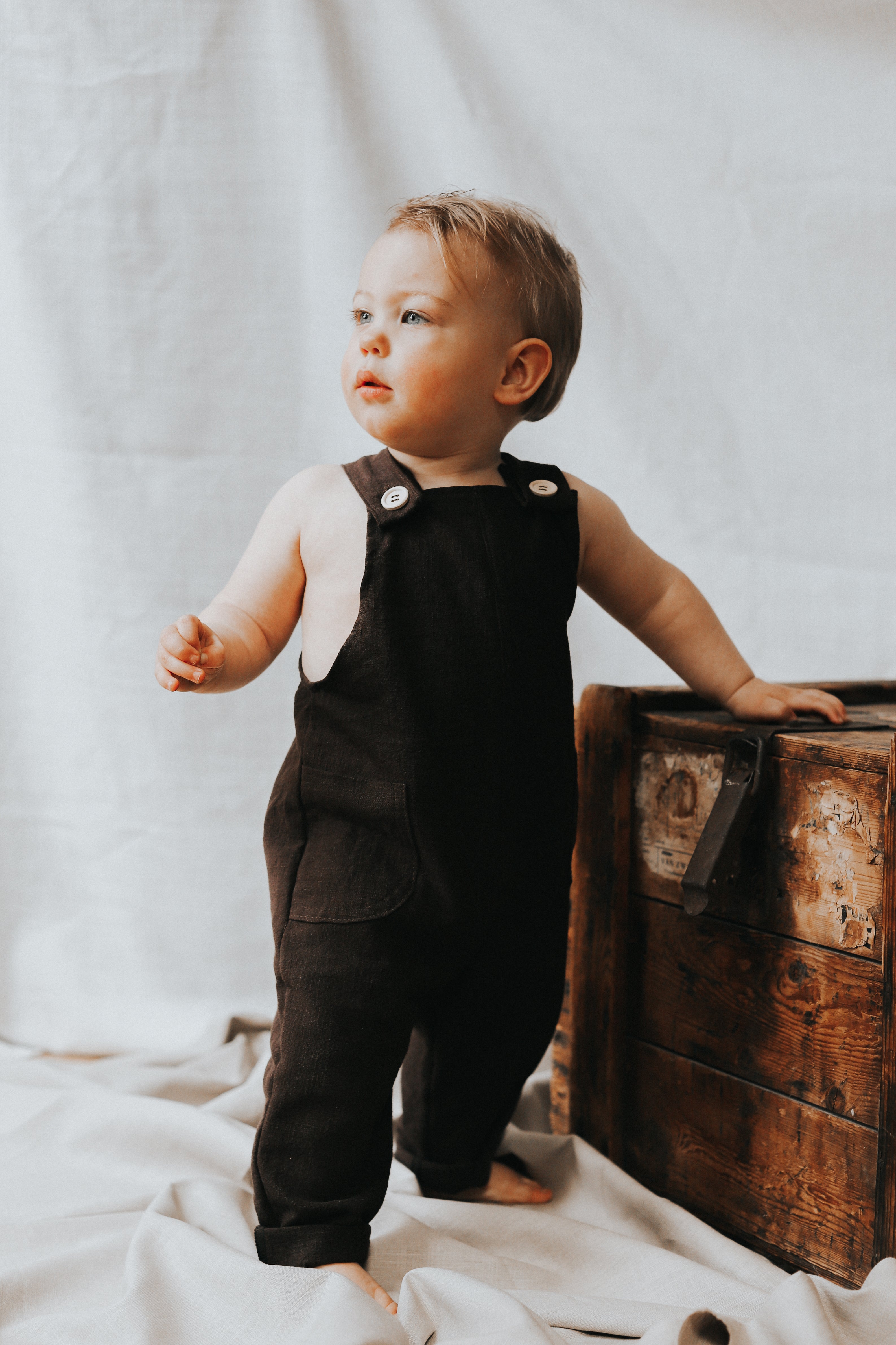 First Adventures  Tuinbroek De Suus Bruin