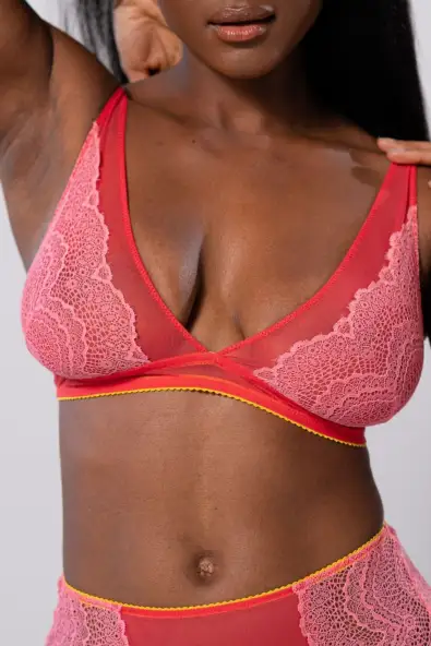 Understatement  Bralette Plunge Kahlo Koraalrood