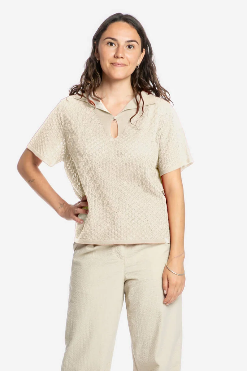 MATONA  Blouse Met Puntige Ellebogen In Beige