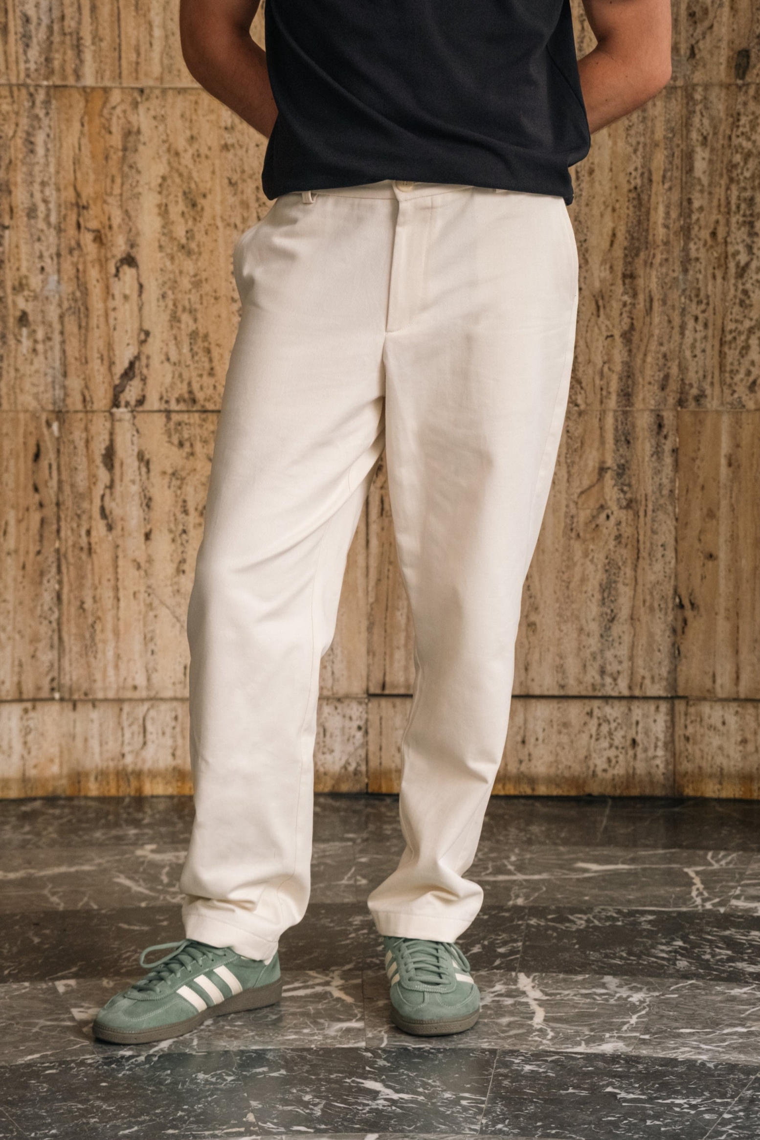 Lucid Collective mannen vegan Chino Broek Trust Cream