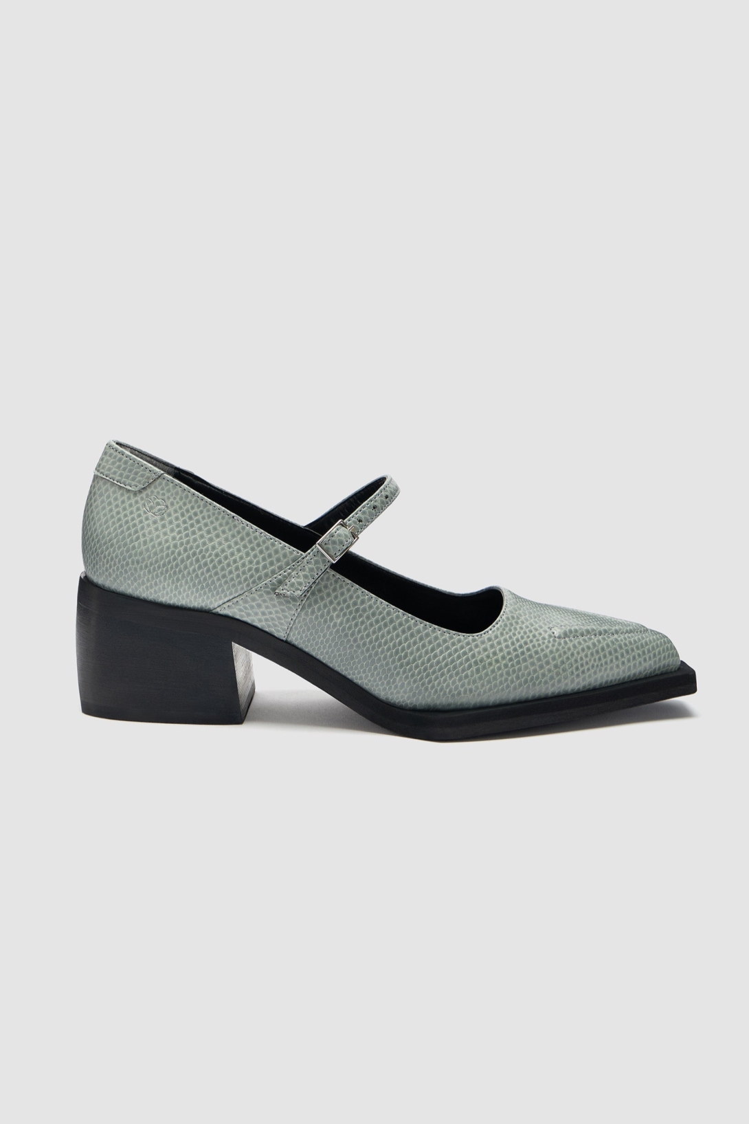 Prev  Schoenen Julia Ash