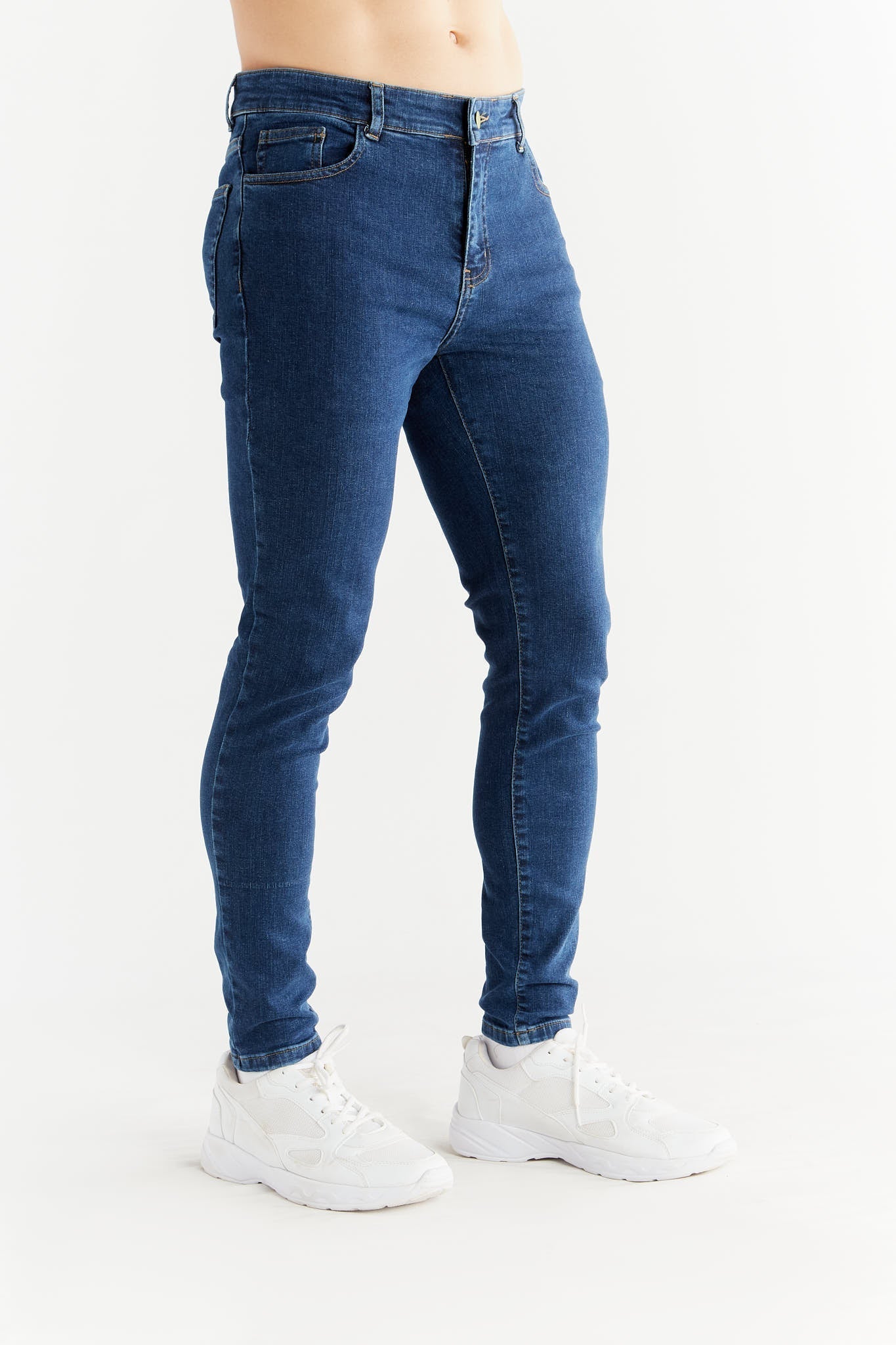 Evermind mannen vegan Skinny Fit Jeans In Lapisblauw