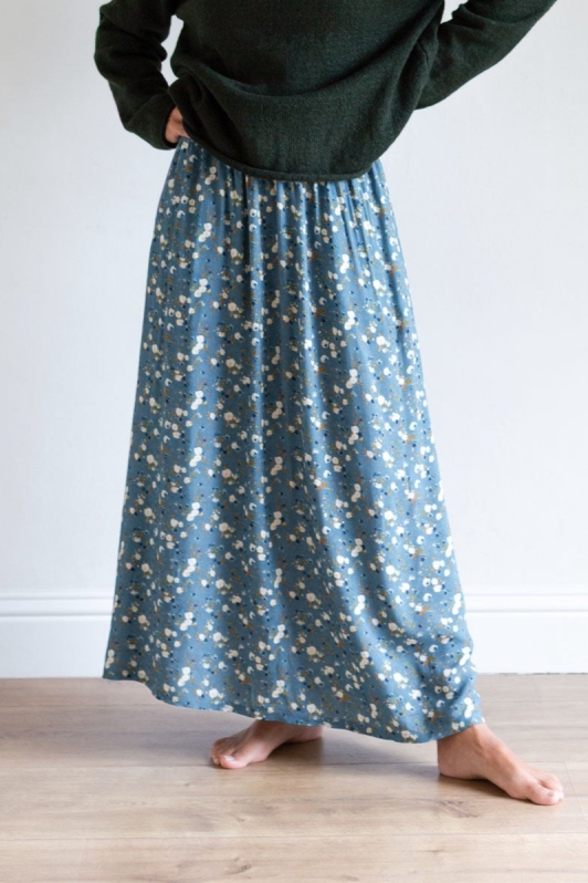 TWOTHIRDS  Rok Binlang Blue Flowers