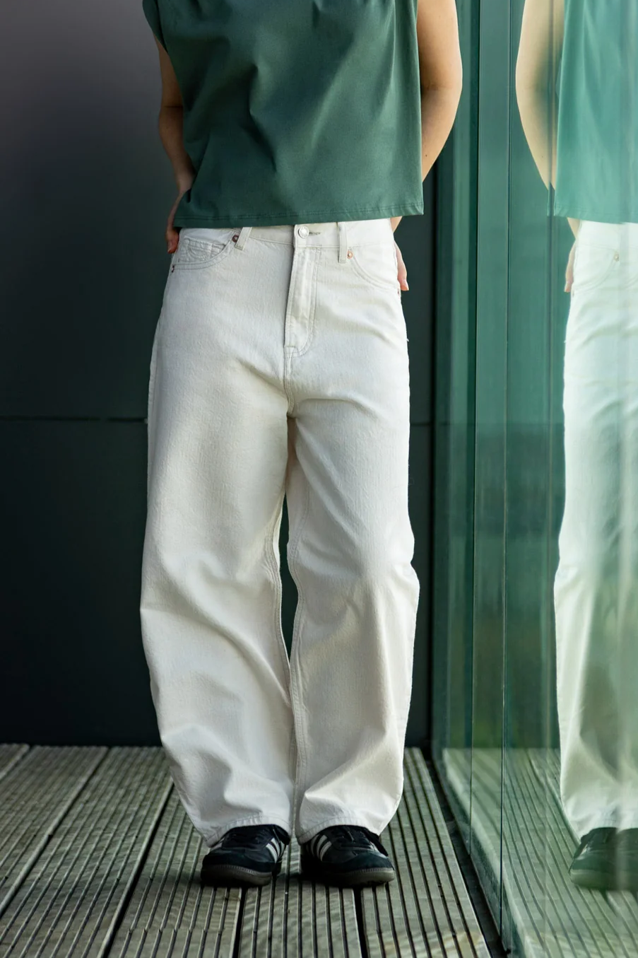 Kings of Indigo  Jeans Leila Amsterdam Undyed Off White