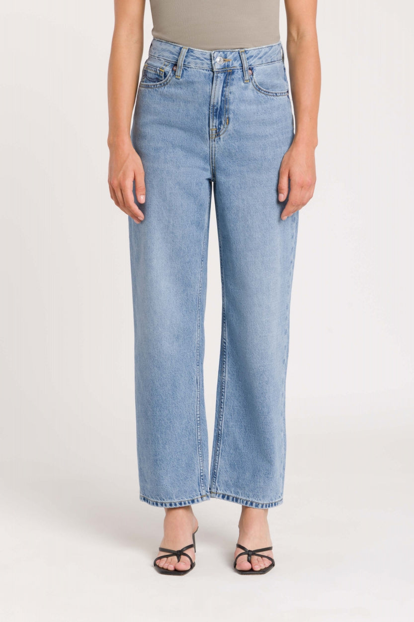 Kings of Indigo  Cropped Jeans Liora Cindy Washed Lichtblauw