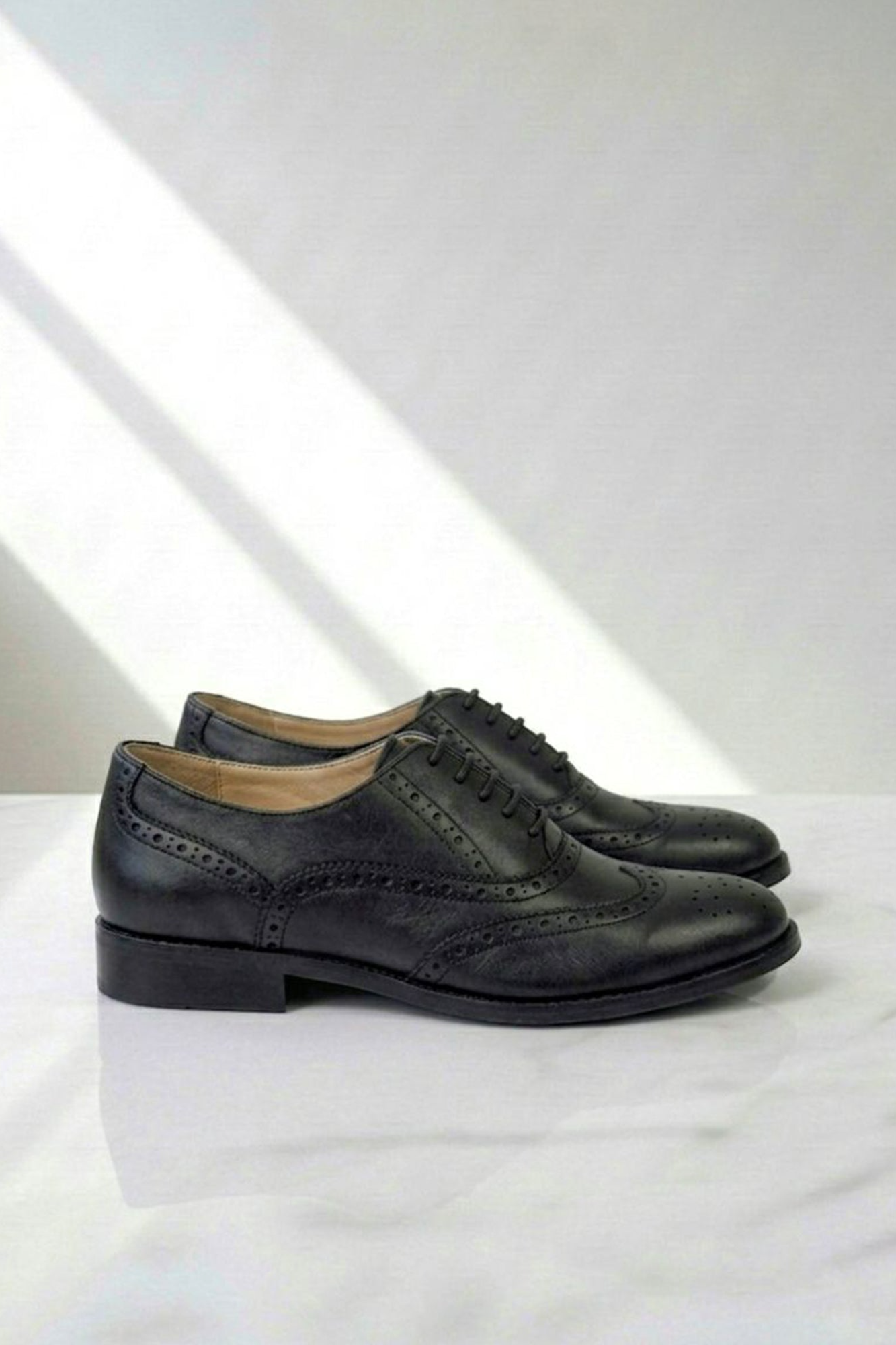 Will's Vegan Store  Damesbrogues Met Wijde Pasvorm Oxford-Model, Zwart