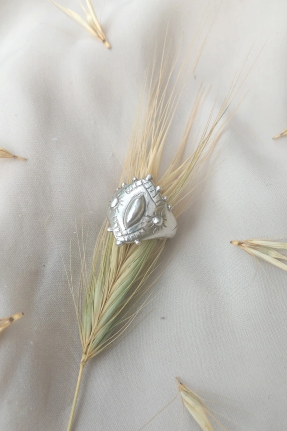 Nouare Jewelry  Ring Oogst Gerecycled Zilver