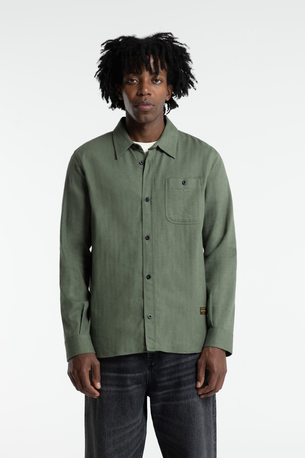 Kings of Indigo mannen vegan Shirt Juntoku Mulled Basil Green