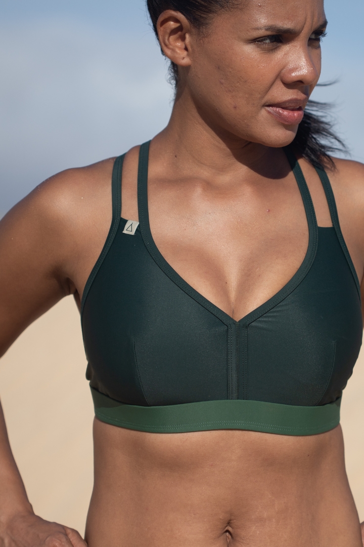 Inaska  Sportbikinitop Wild Nature Donkergroen & Mosgroen