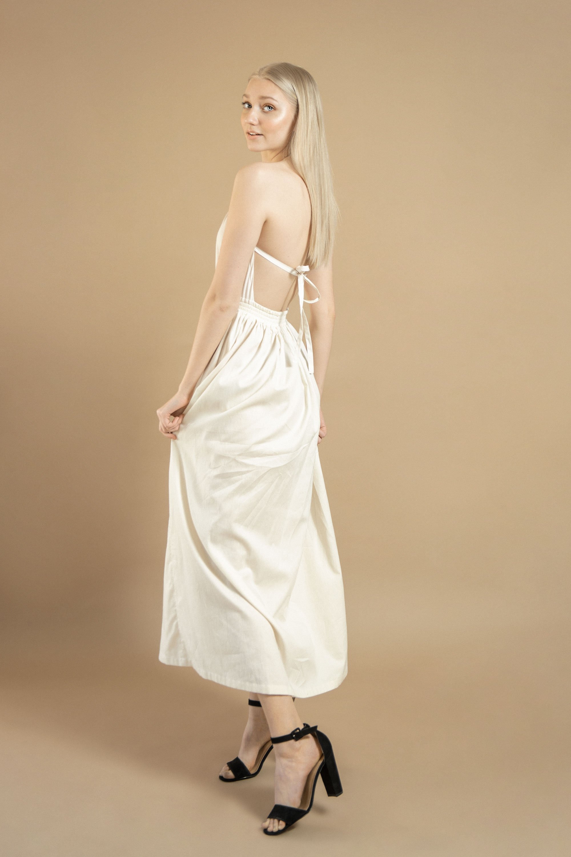 TAWAST  Maxi Jurk Earthshine Wit
