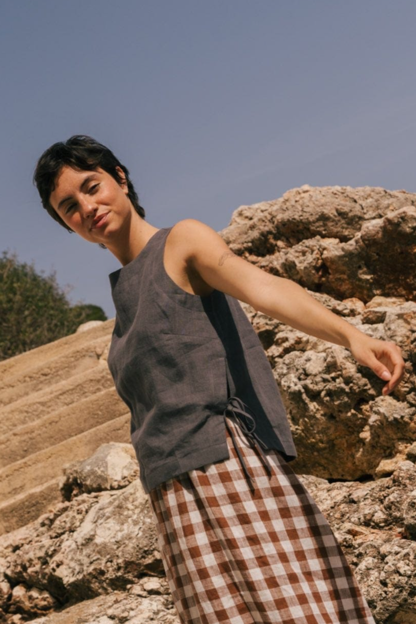 AmourLinen  Top Rosie Houtskool