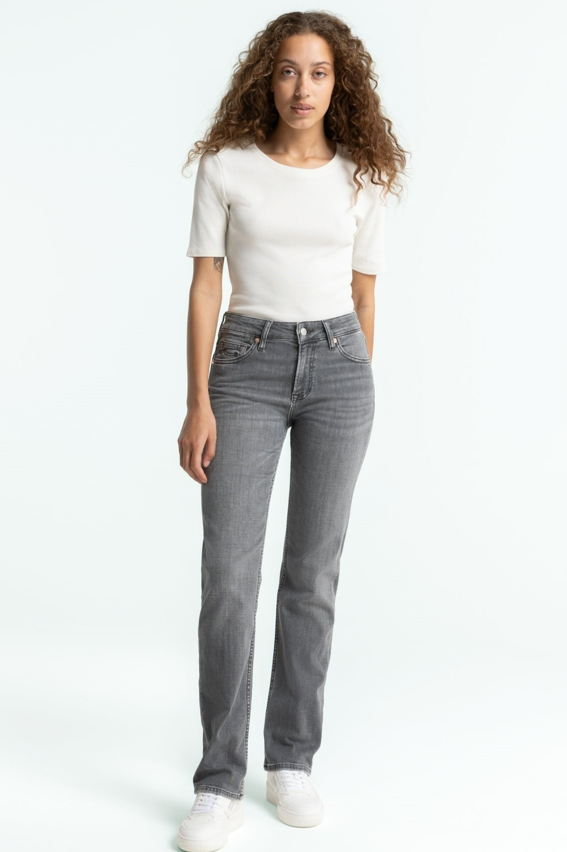 Kings of Indigo  Jeans Emiko Sophia Lichtgrijs