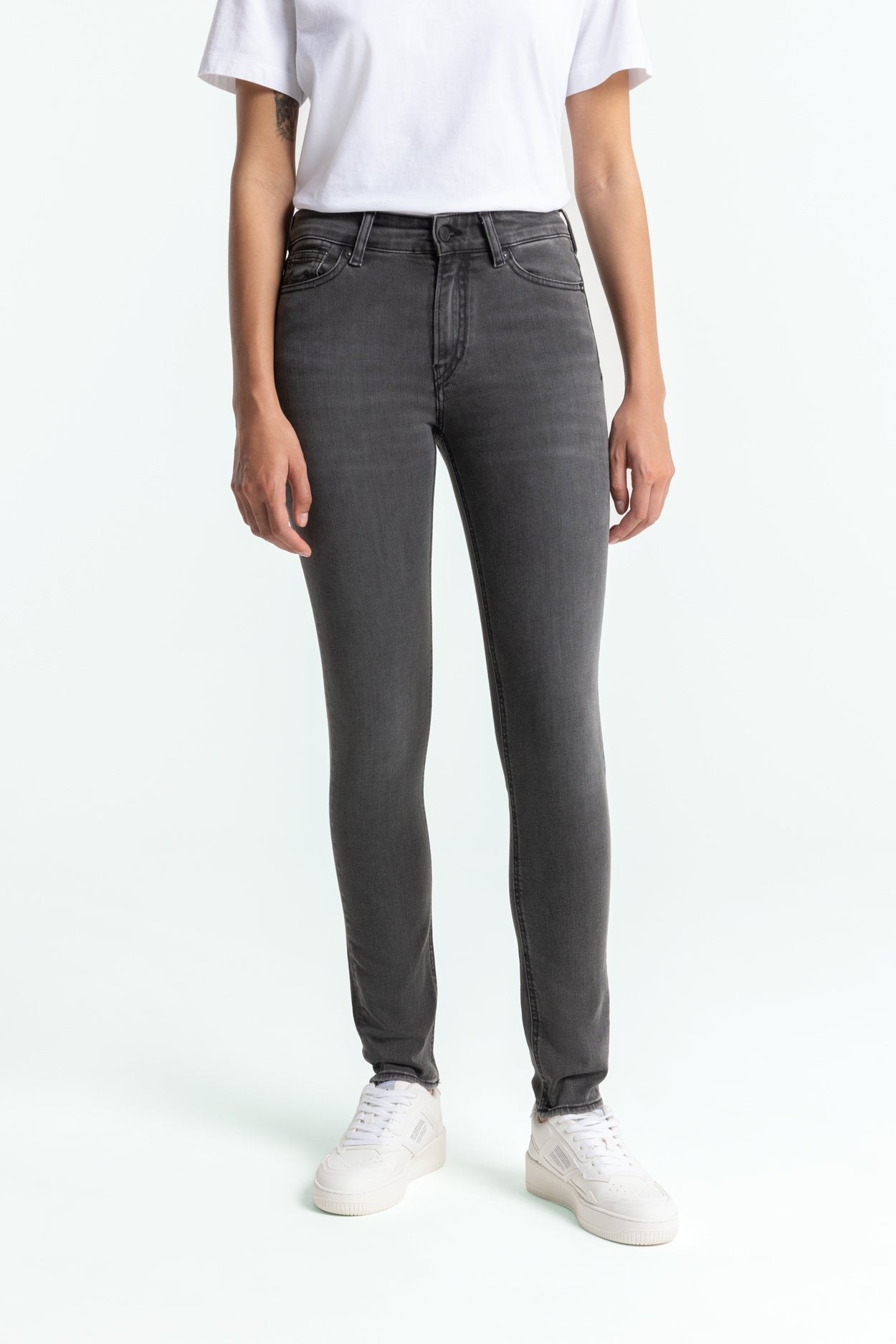 Kings of Indigo  Jeans Juno Medium Washed Grijs