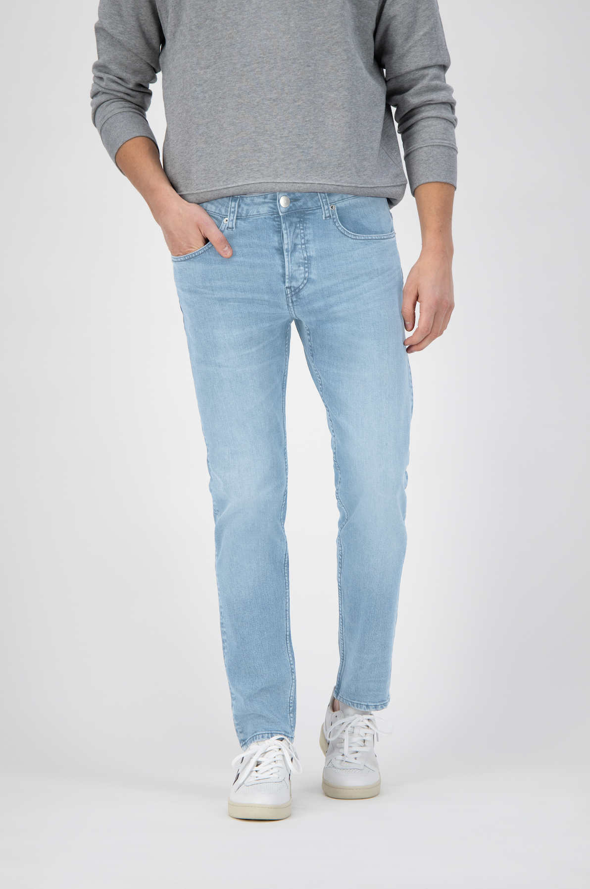MUD Jeans mannen vegan Jeans Slimmer Rick Sunny Stone Blauw