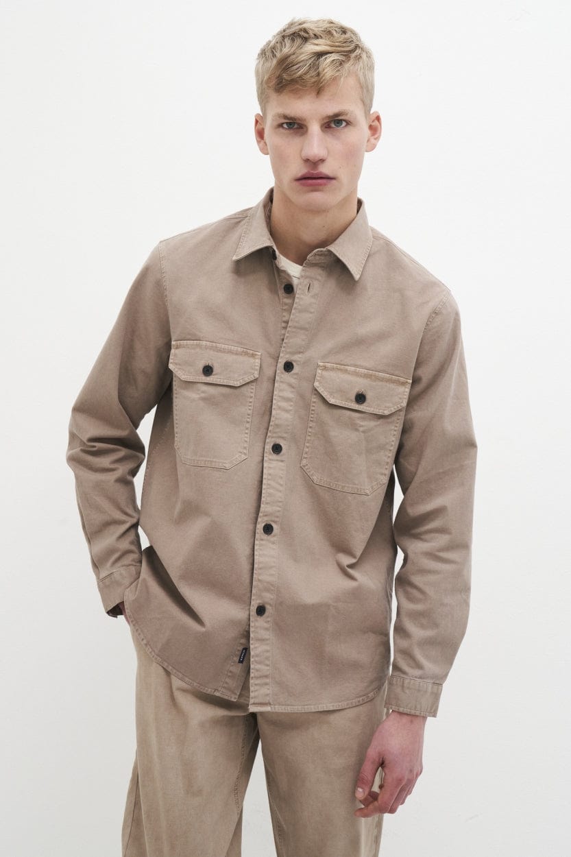 Kuyichi mannen vegan Andrew Overshirt Zwarte Thee