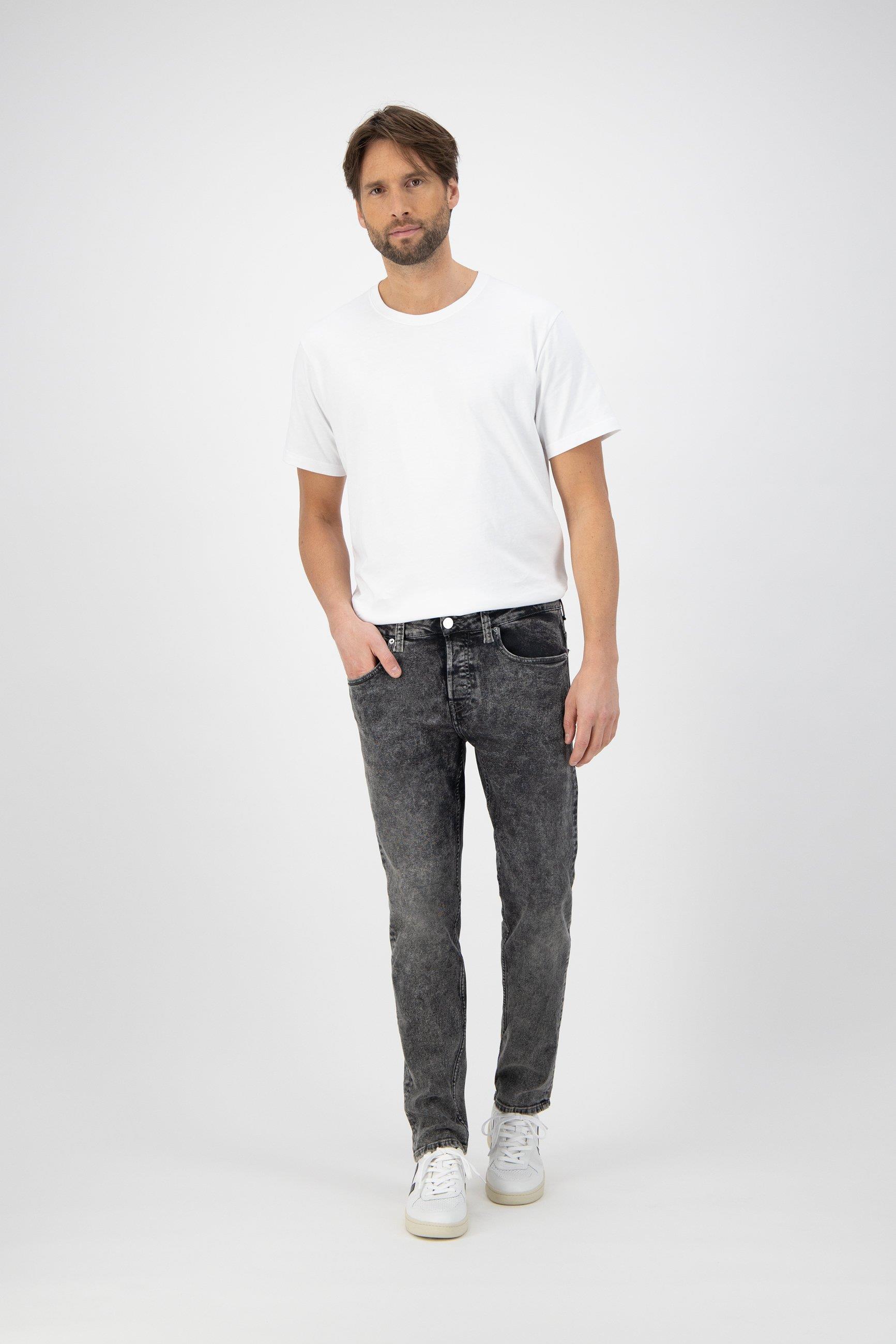 MUD Jeans mannen vegan Jeans Slimmer Rick Heavy Stone Zwart