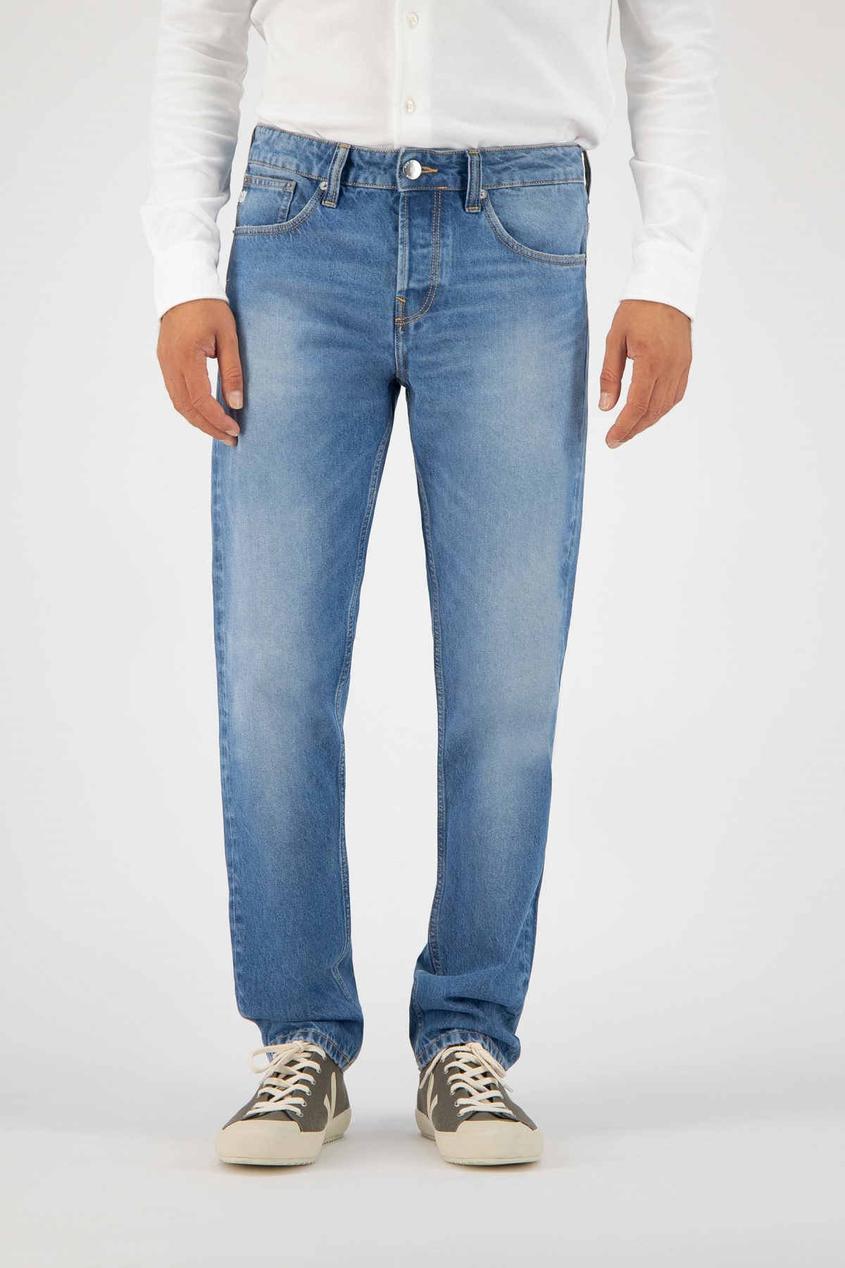 MUD Jeans mannen vegan Jeans Extra Easy Fan Stone