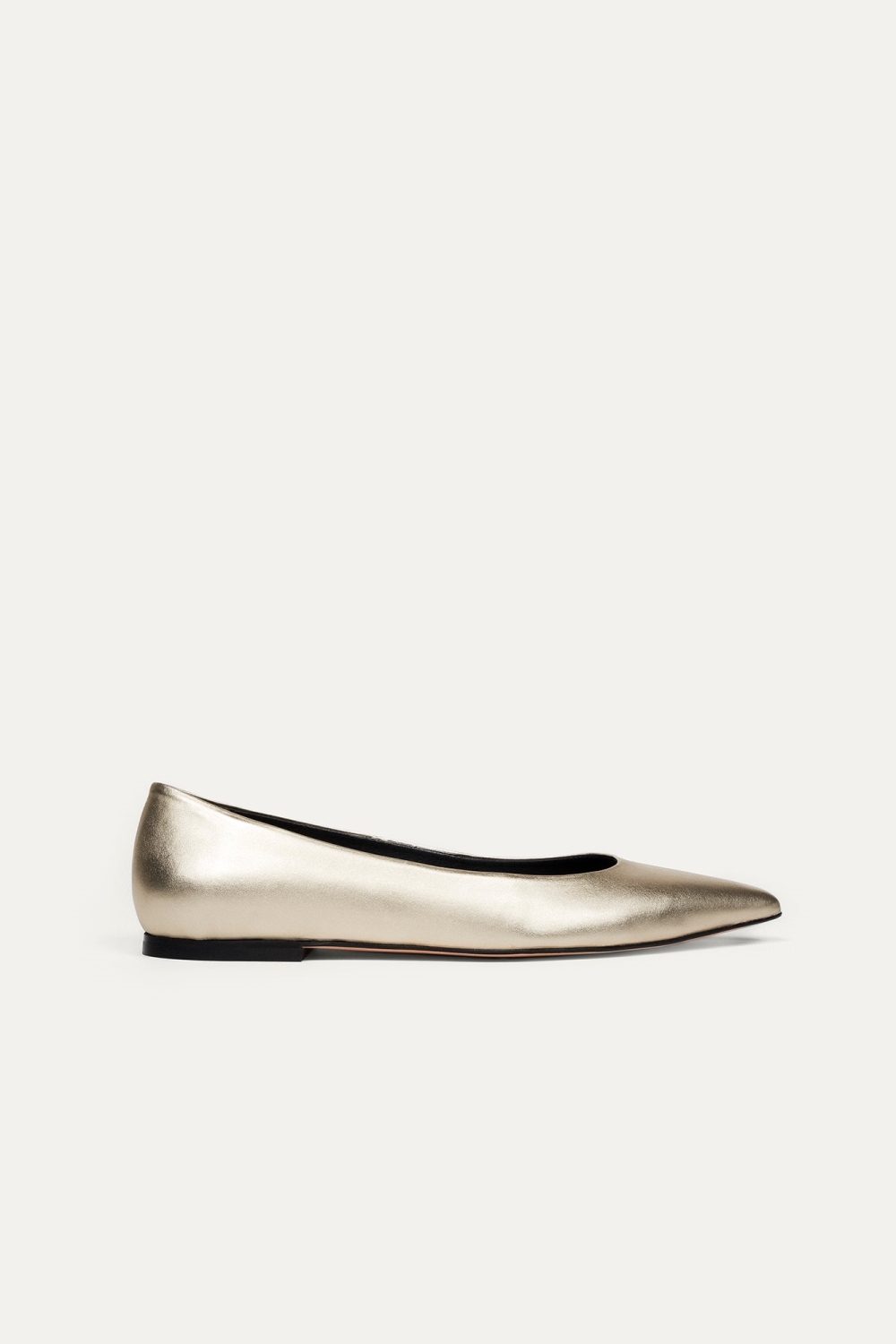 BIKKOU  Ballerinas 10:30am Running Between Offices Lichtgoud