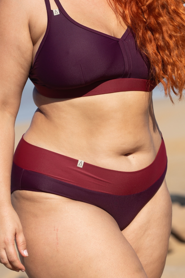 Inaska  Bikinibroekje Met Zachte Taille, Vloeiende Bessen, Bessen En Donkerrood