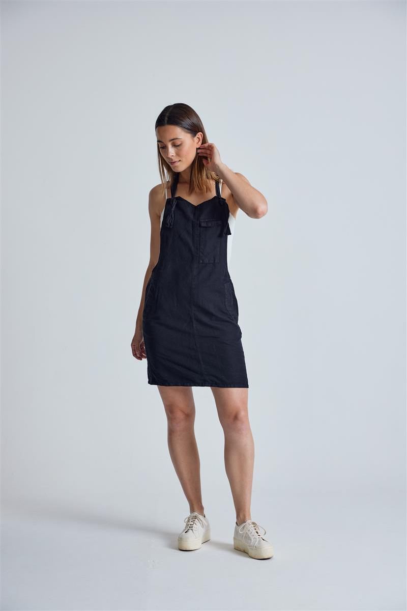 Flax and Loom  Jurk Dungaree Peggy Zwart