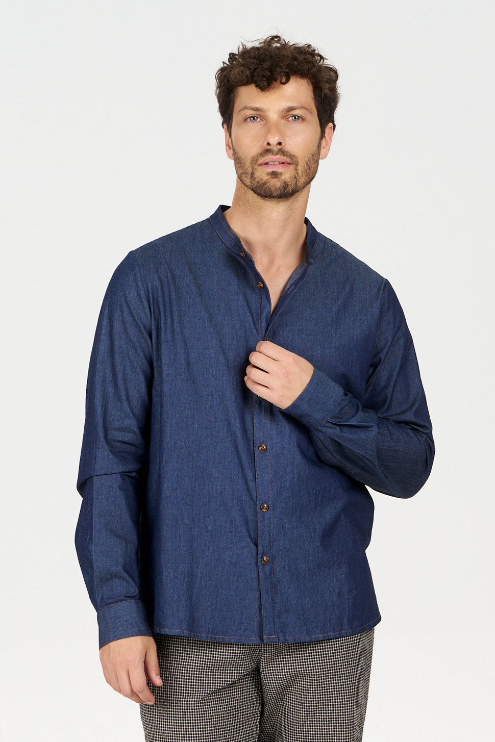 KOMODO mannen vegan Robbie Chambray Overhemd, Middenblauwe Wassing