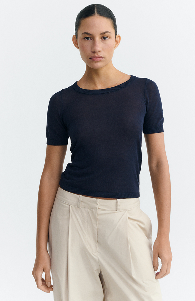 Thinking MU  Top Noctis Navy