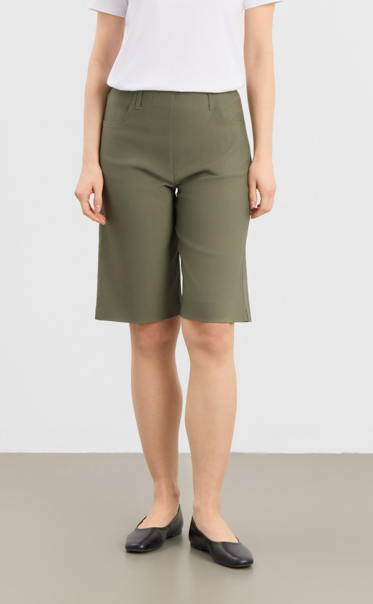 LAURIE  Donna Loose Khaki Shorts