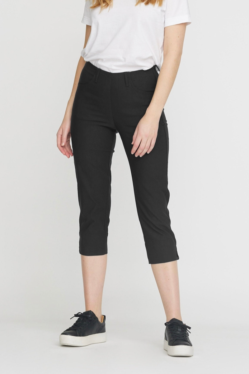 LAURIE  Broek Anabelle Regular Capri Ml Zwart