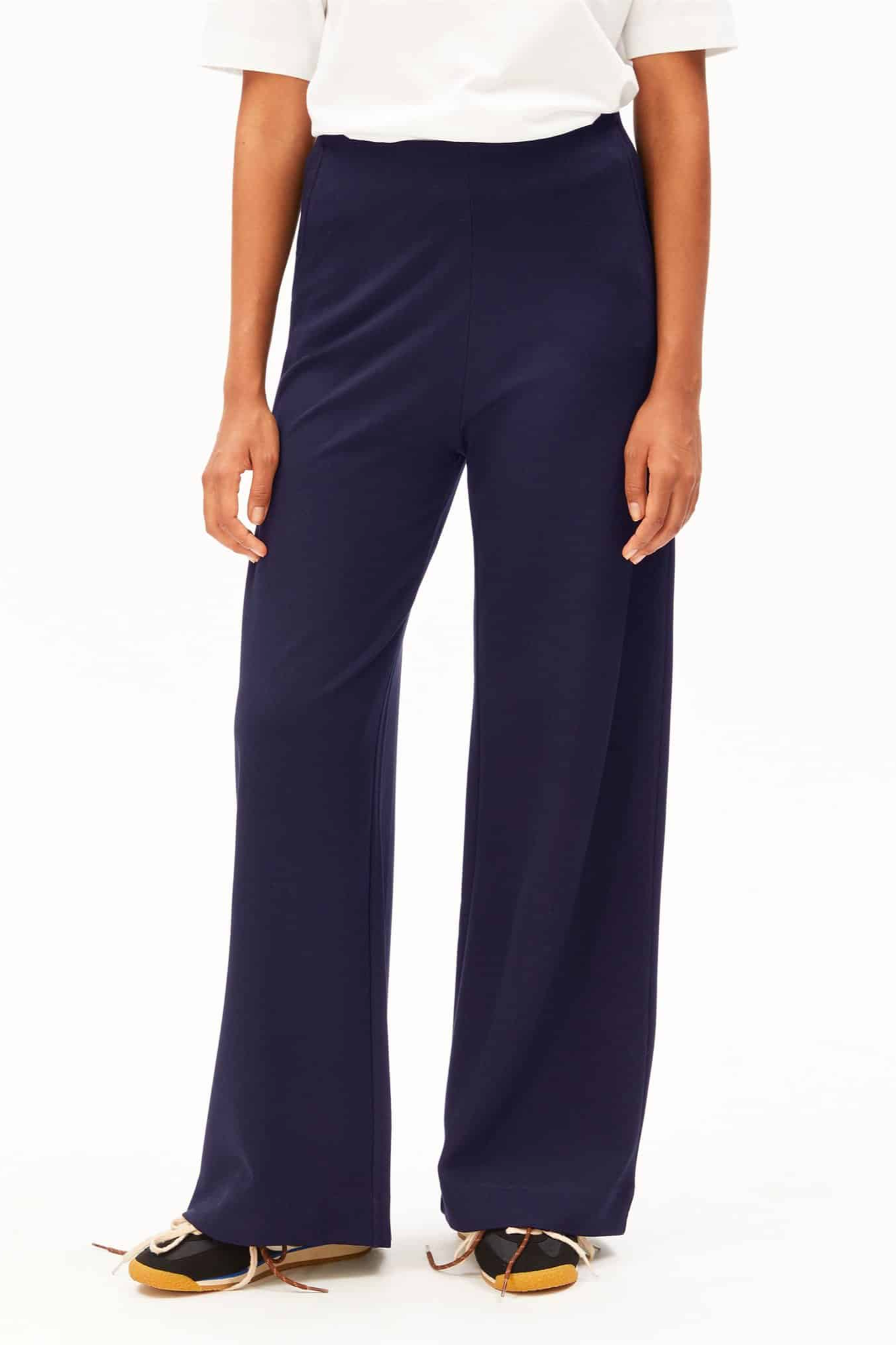 ARMEDANGELS  Broek Basic Jersey Met Wijde Pijpen Blauw
