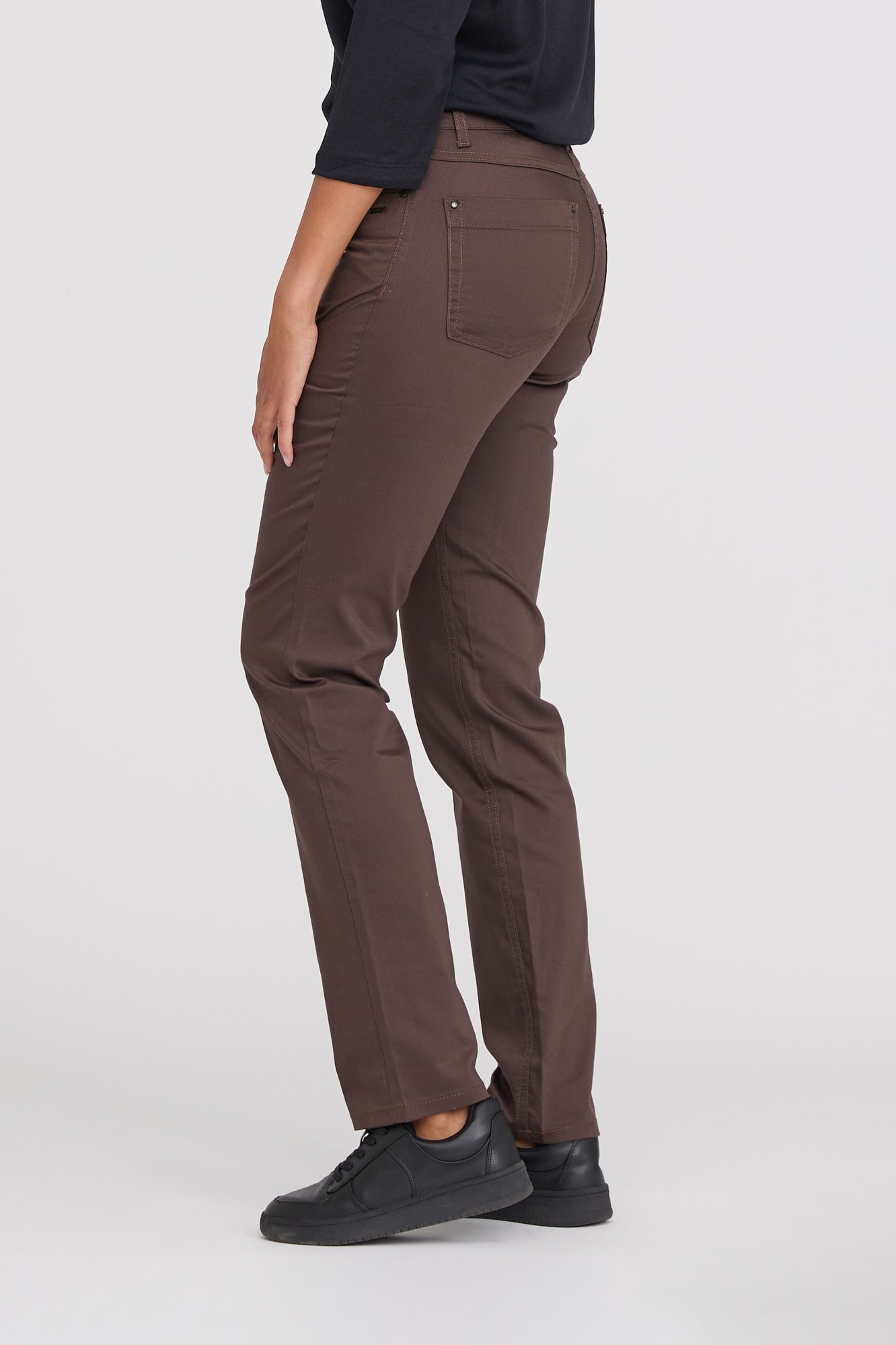 LAURIE  Broek Regular Charlotte Middellang Bruin