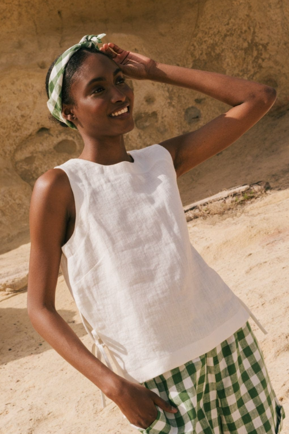 AmourLinen  Boven Rosie White