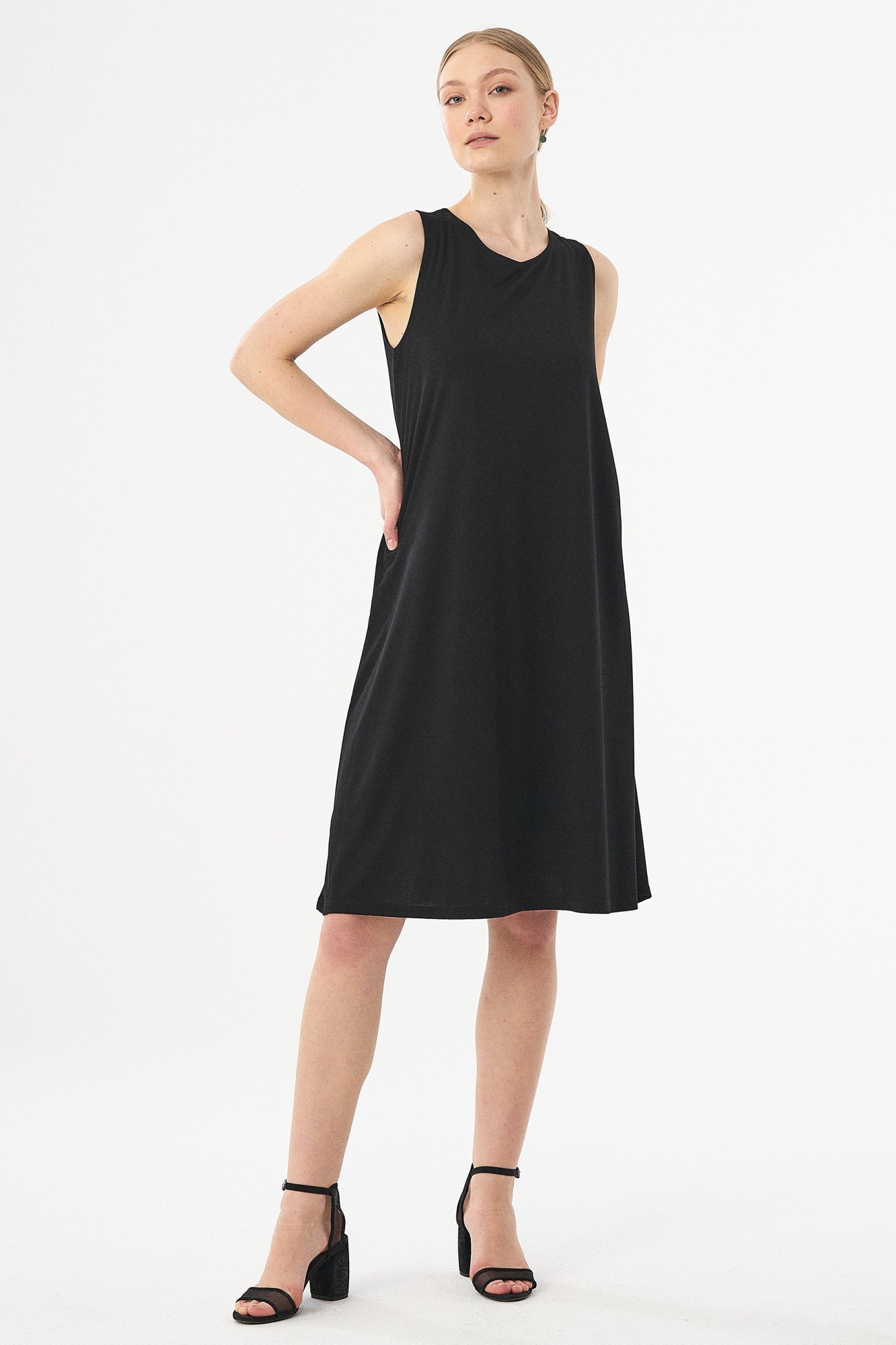 ORGANICATION  Mouwloze Jerseyjurk Zwart
