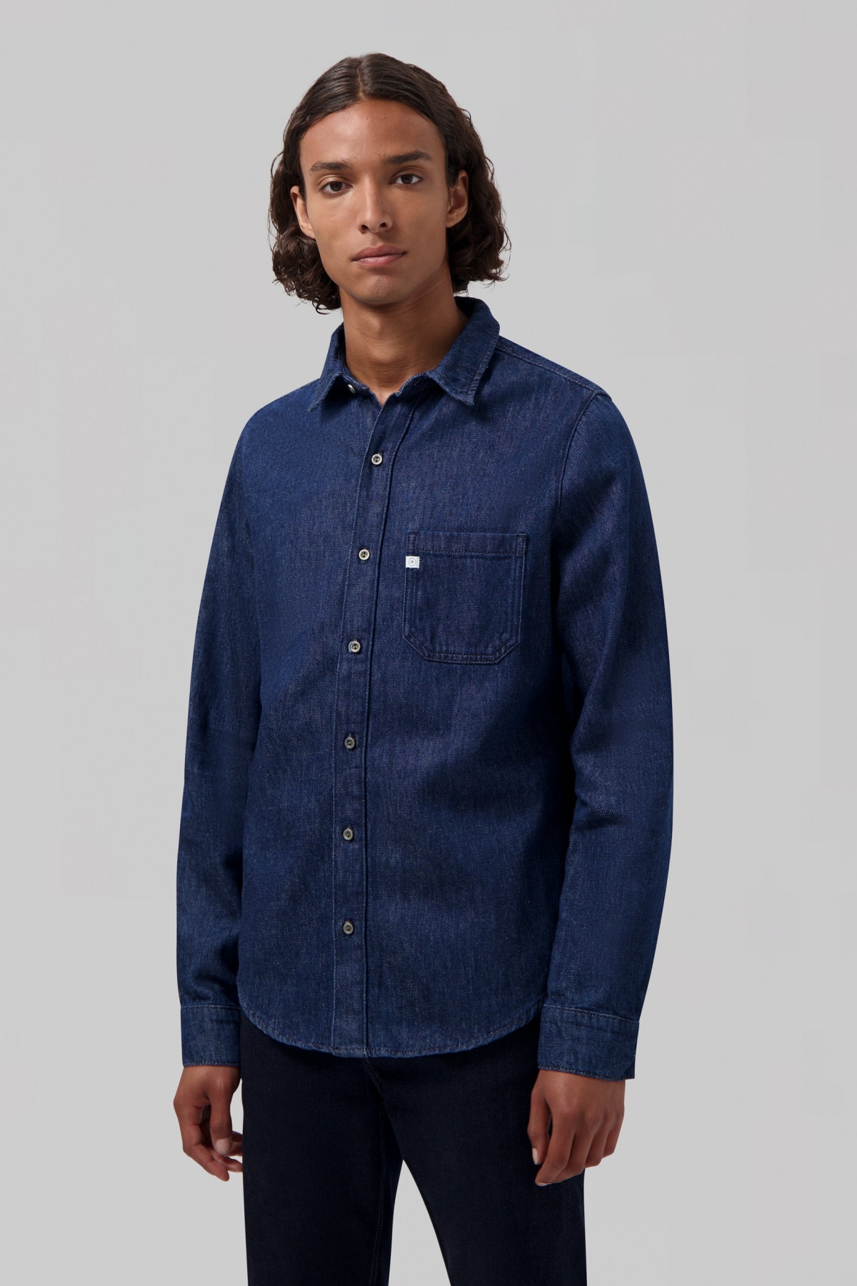MUD Jeans mannen vegan Overhemd Stanley Sterk Blauw