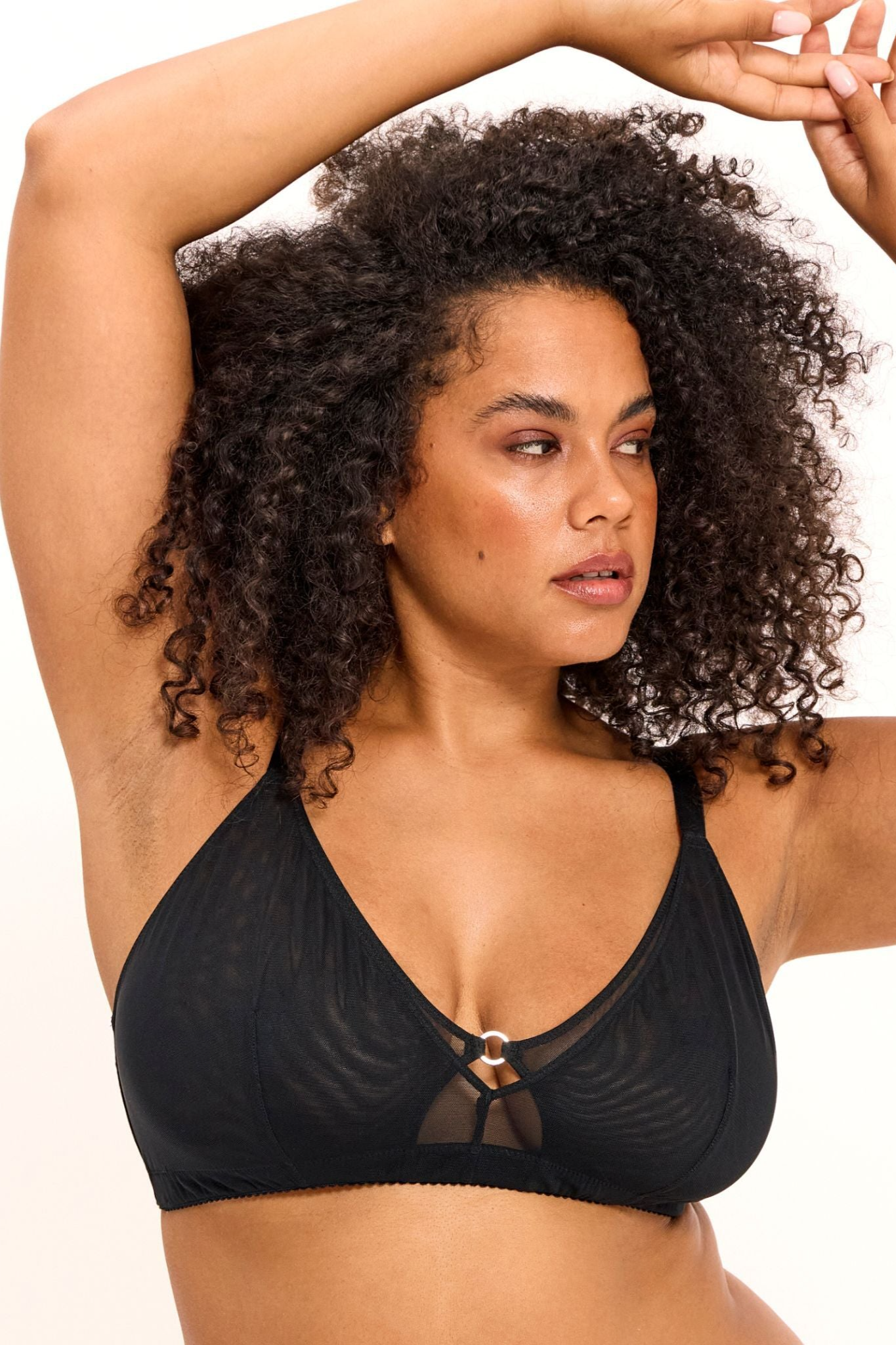 Understatement  Bralette Van Mesh Met Dubbele Driehoeksrand, Plus Zwart
