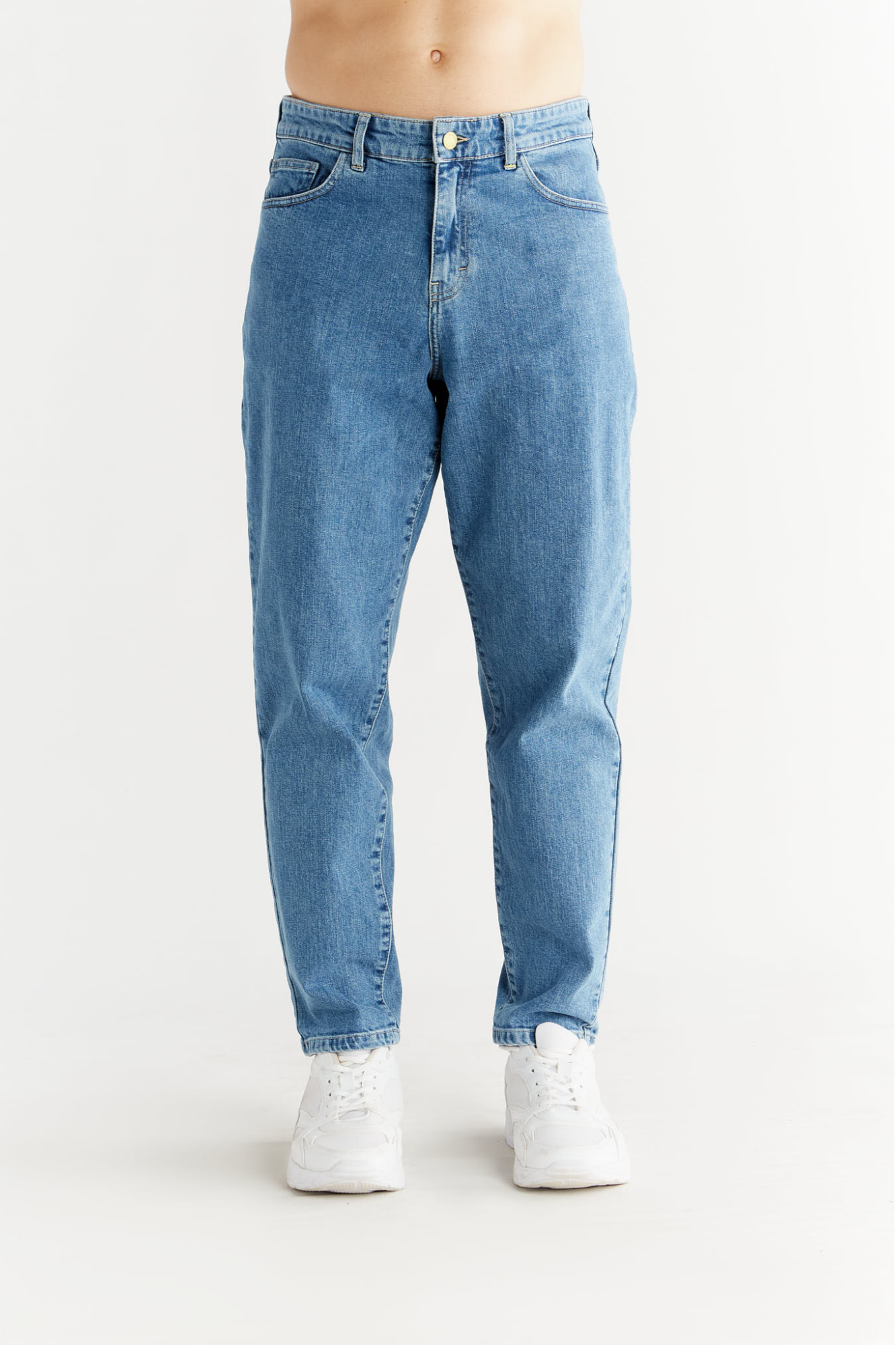 Evermind mannen vegan Jeans Carrot Fit Day Sky Blue