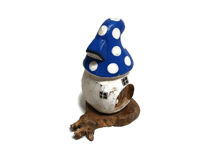 Fairtrade paddenstoel huisje van hout