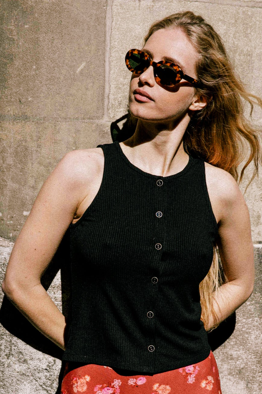 Avani  Top Lila Zwart