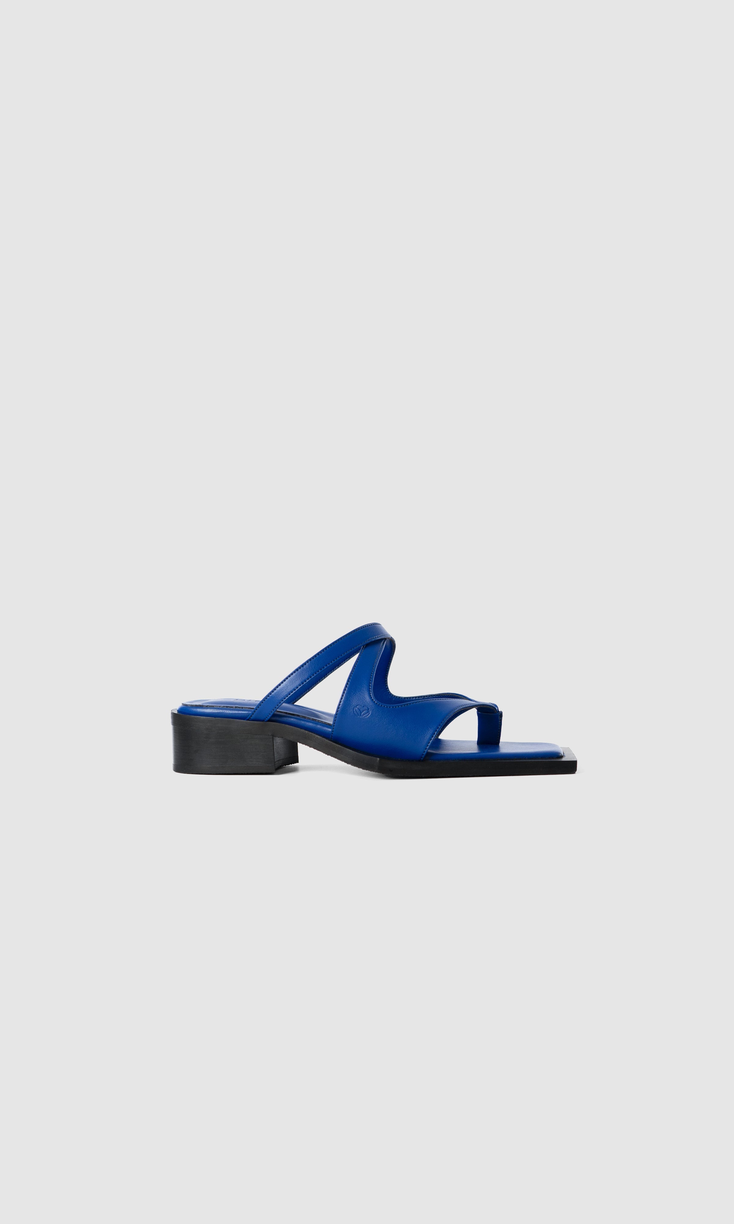 Prev  Sandalen Karel Mule Electric Donkerblauw