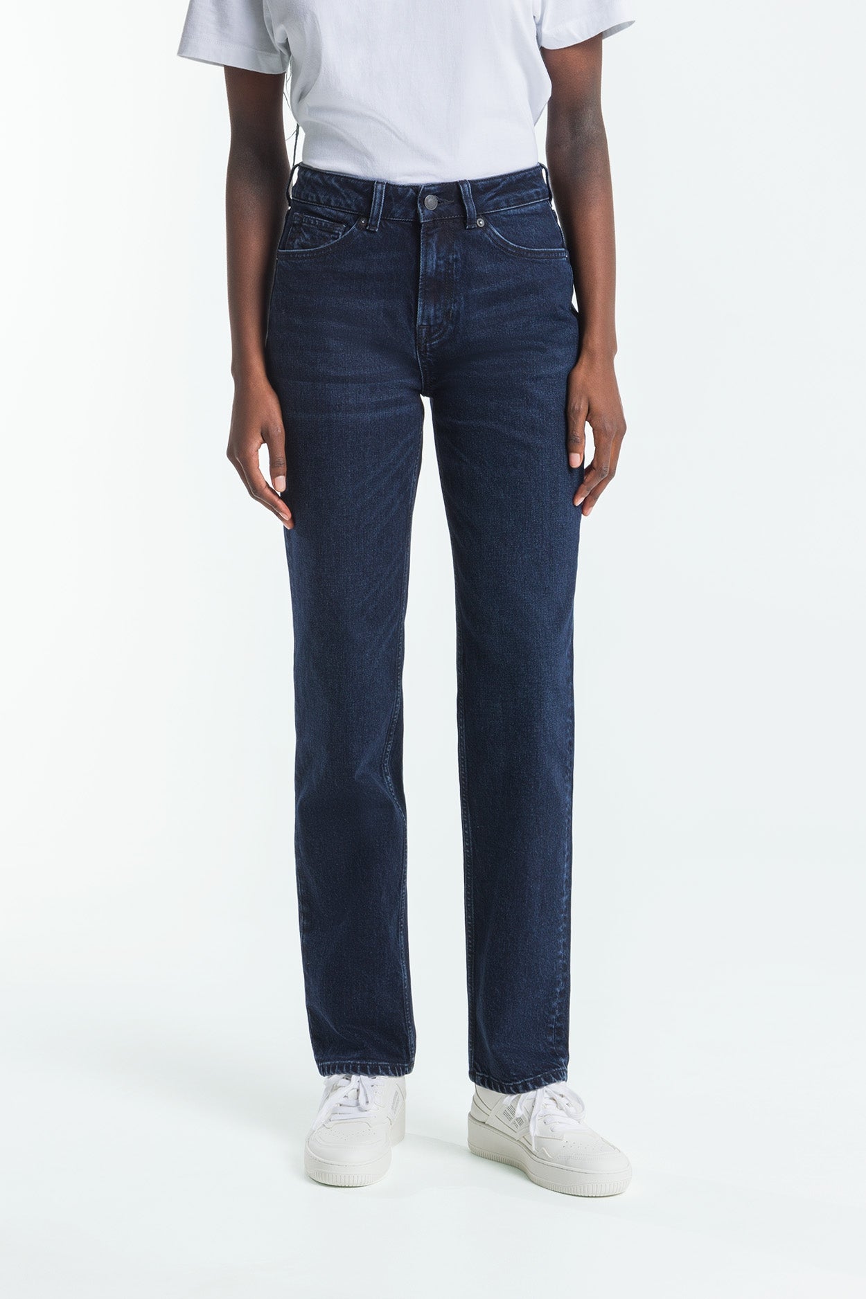 Kings of Indigo  Jeans Inoe Xavier Washed Blauw Zwart