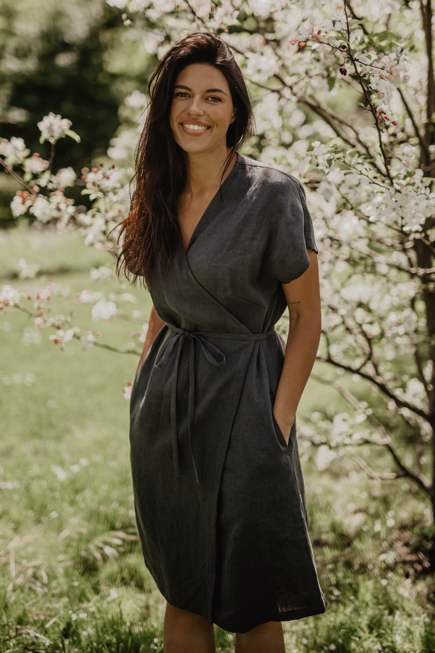 AmourLinen  Wikkeljurk Olivia Charcoal