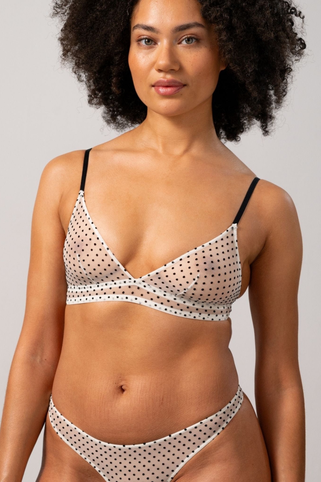 Understatement  Driehoekbralette Van Mesh, Crème En Zwart