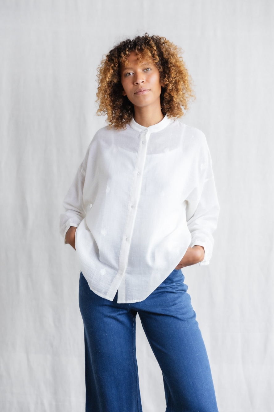 Jyoti - Fair Works  Blouse Hawali Bhuti Wit