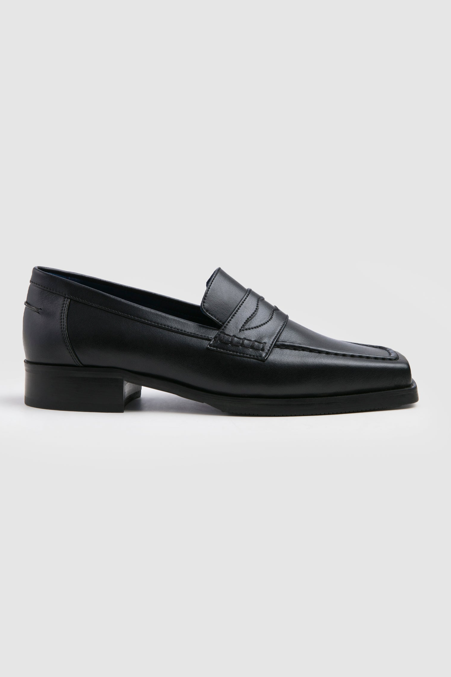 Prev  Loafer Joan Midnight