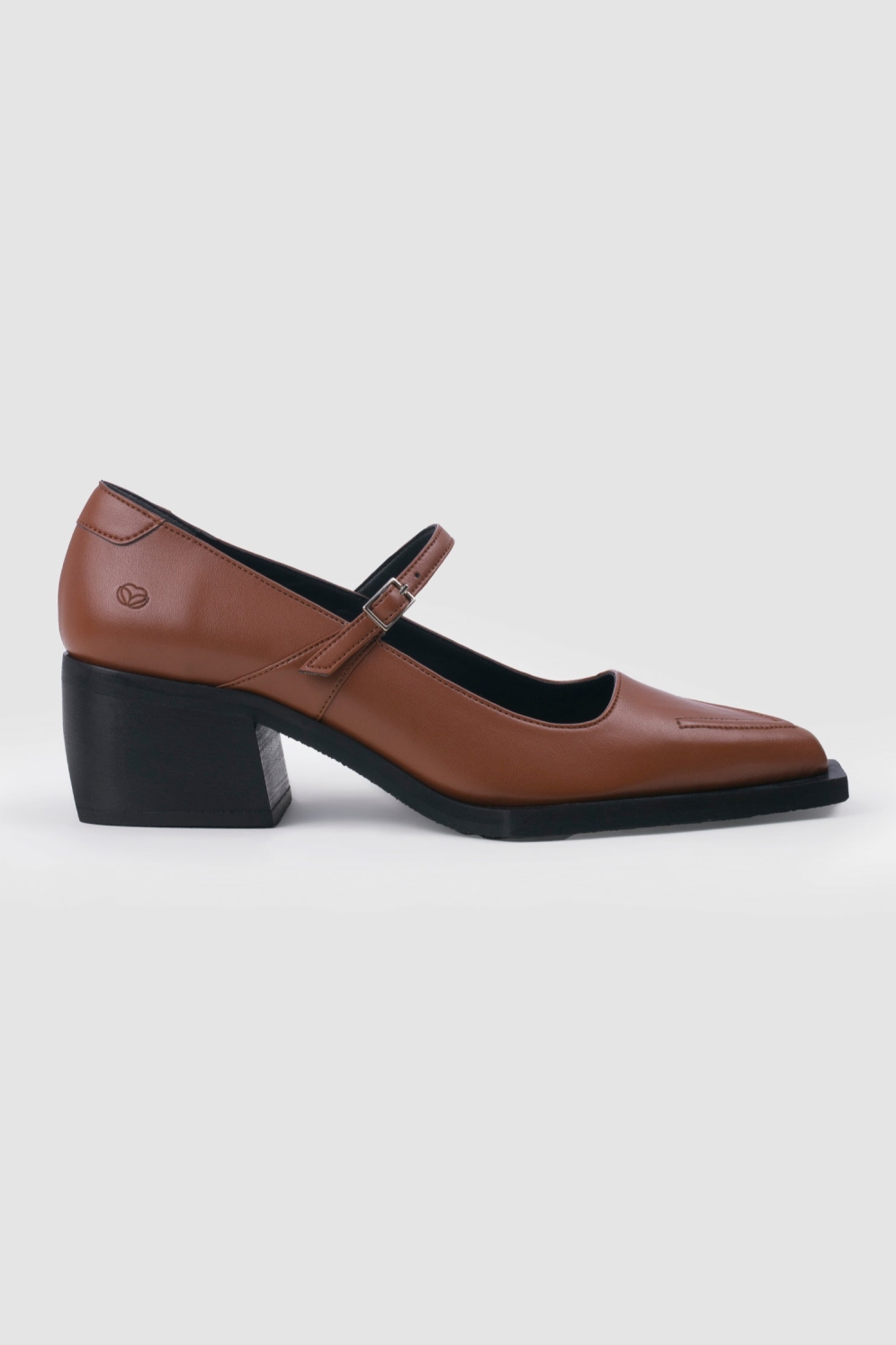 Prev  Schoenen Julia Chestnut