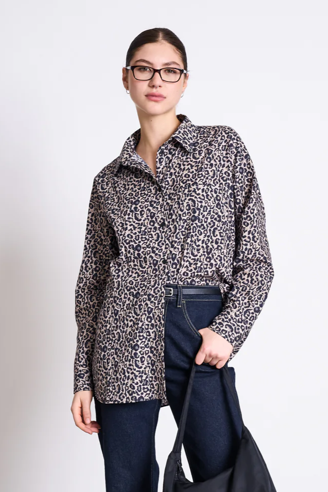 JAN 'N JUNE  Oversized Mamro Leo Print Shirt