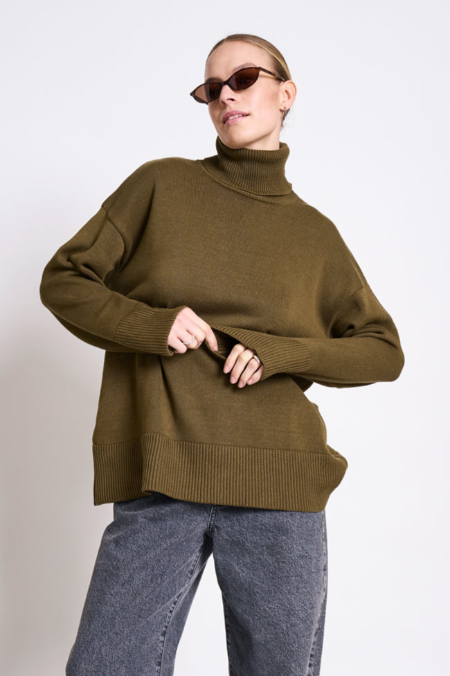 JAN 'N JUNE  Turtleneck Mua Woody Olive Green
