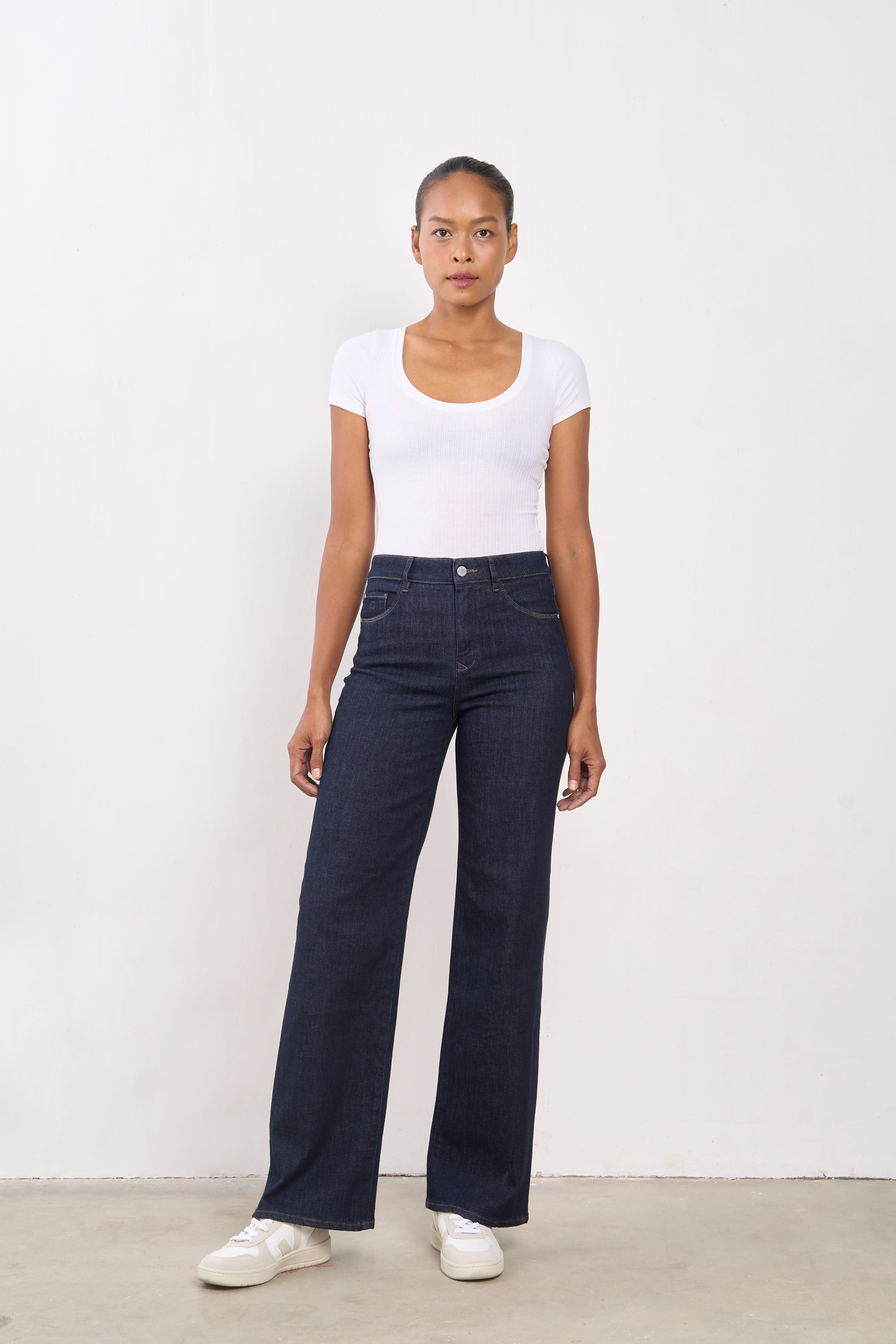 Dawn  Dew Flared Jeans Classic Raw Blauw