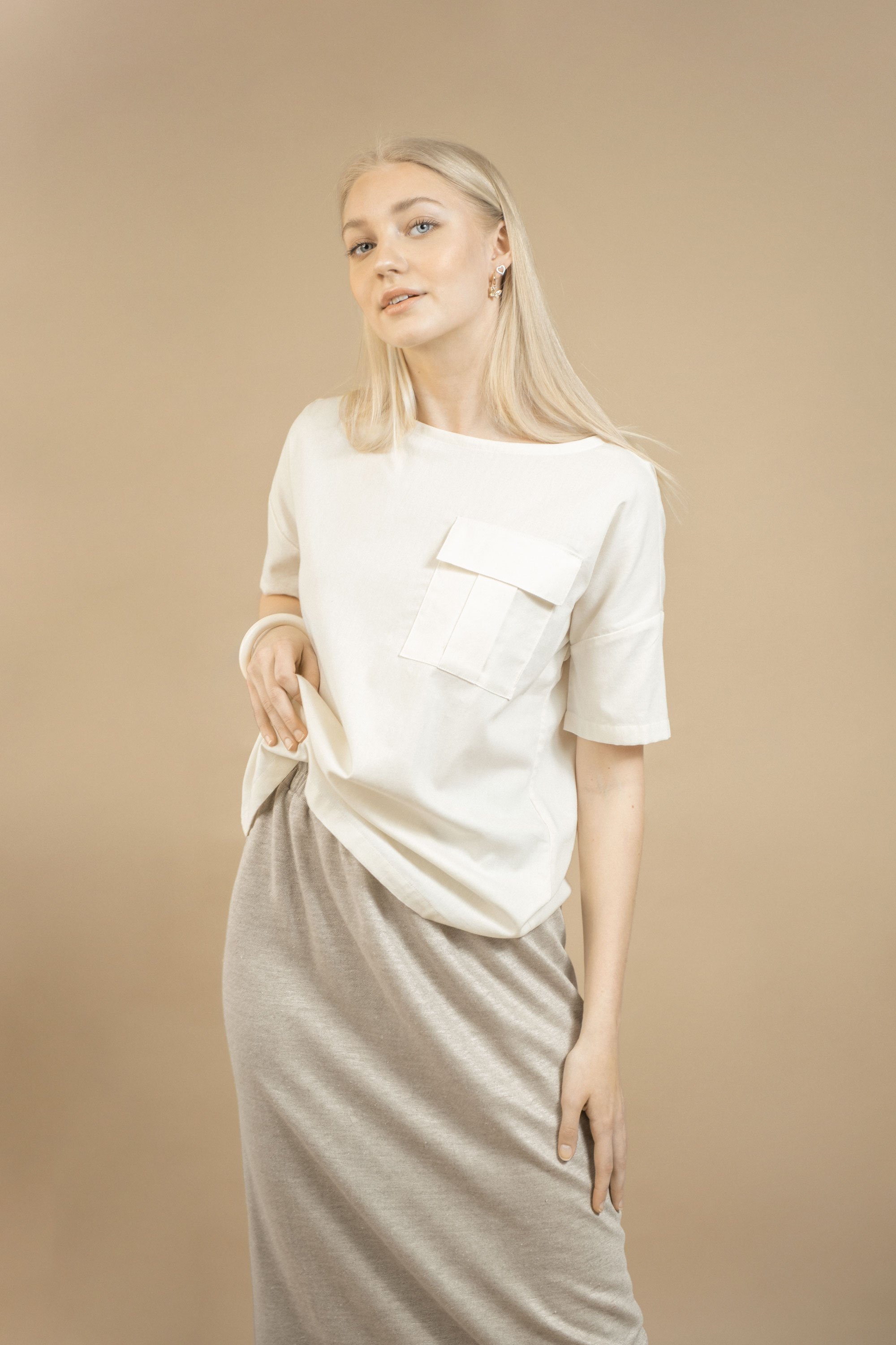 TAWAST  T-Shirt Boxy Meteoriet Wit