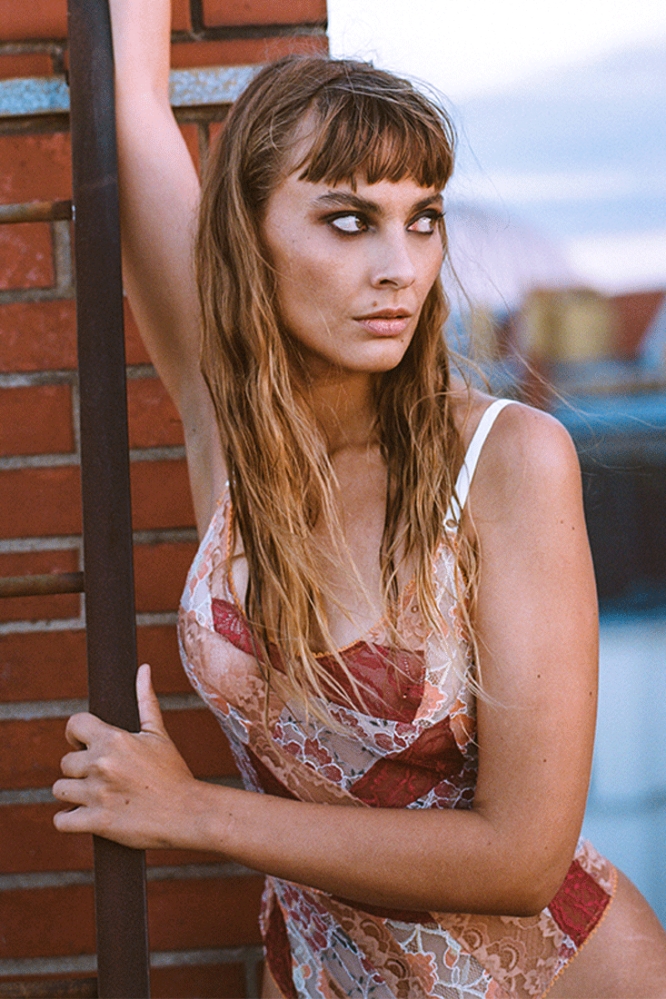 Anekdot  Bouquet Bodysuit Oranje