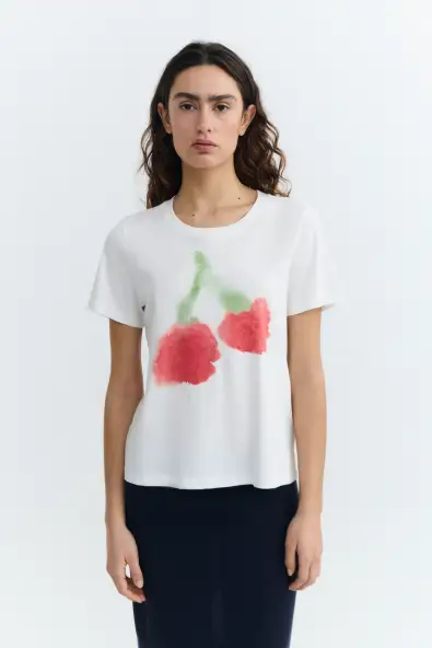 Thinking MU  T-Shirt Blurry Cherry Ida White